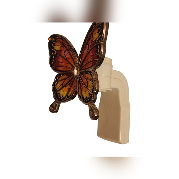 Bath & Body Works Butterfly Wallflower Diffuser Plug-In " - Picture 2 of 3